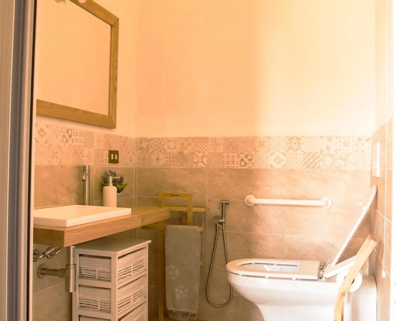 Villa Cresci Con Piscina Sassetta